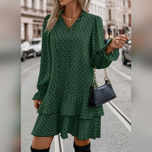 Print Flare Sleeve Ruffle Hem Smock Dress - Picture 1 of 6